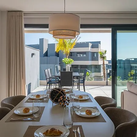 Apartment Magnificent 3-bedroom Apartment, Terrace, Sauna And Swimming Pools *
