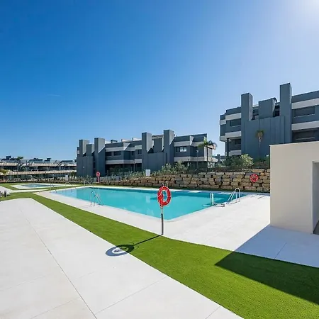 Apartment Magnificent 3-bedroom Apartment, Terrace, Sauna And Swimming Pools Estepona