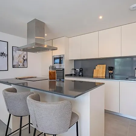 Magnificent 3-bedroom Apartment, Terrace, Sauna And Swimming Pools